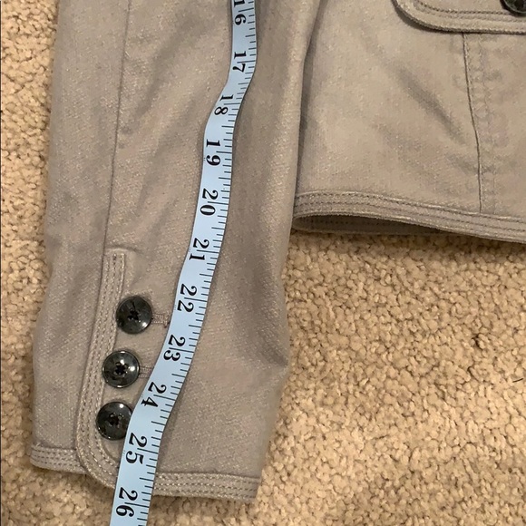 Jacket - Picture 9 of 10